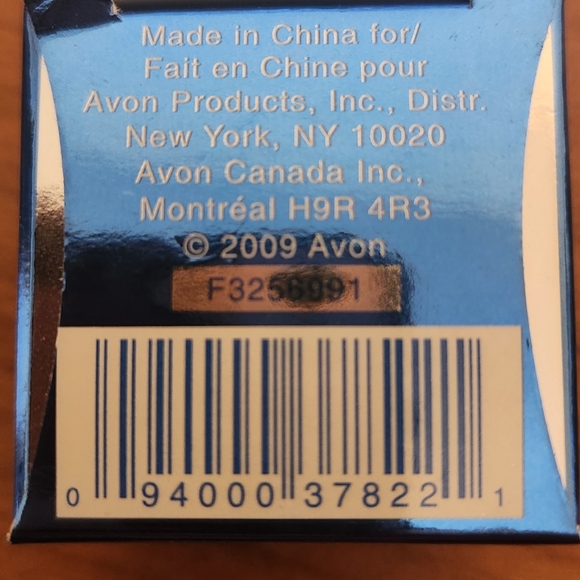 Solitaire Ring with Jacket Set - Size 5 Beautiful AVON set--BRAND NEW in BOX - Picture 3 of 4